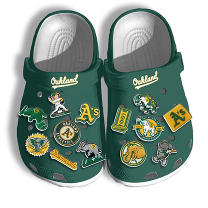 OAK Green Clogs 2026 - Charms Gift Set
